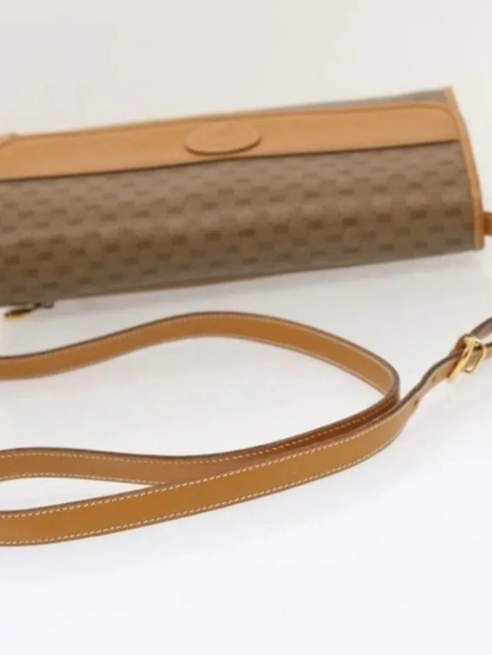 GUCCI Micro GG Supreme Shoulder Bag PVC Beige - Picture 2 of 16